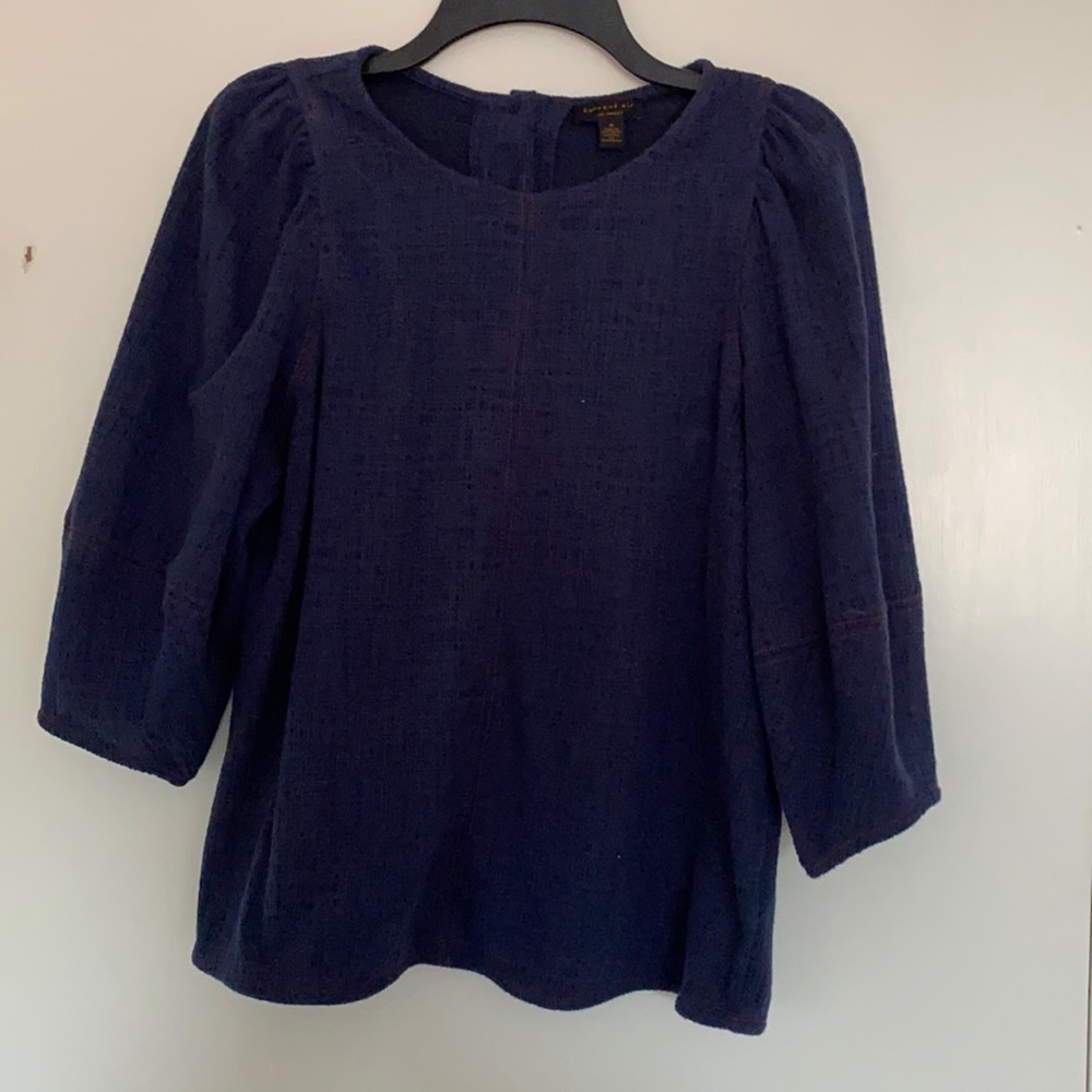 Navy top
